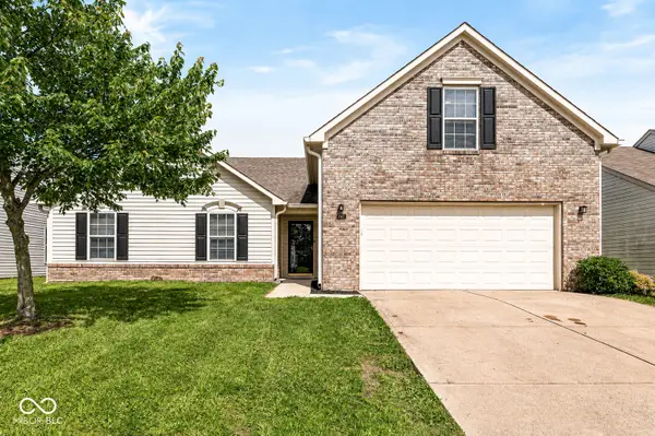 2747 Foxbriar Place, Indianapolis, IN 46203