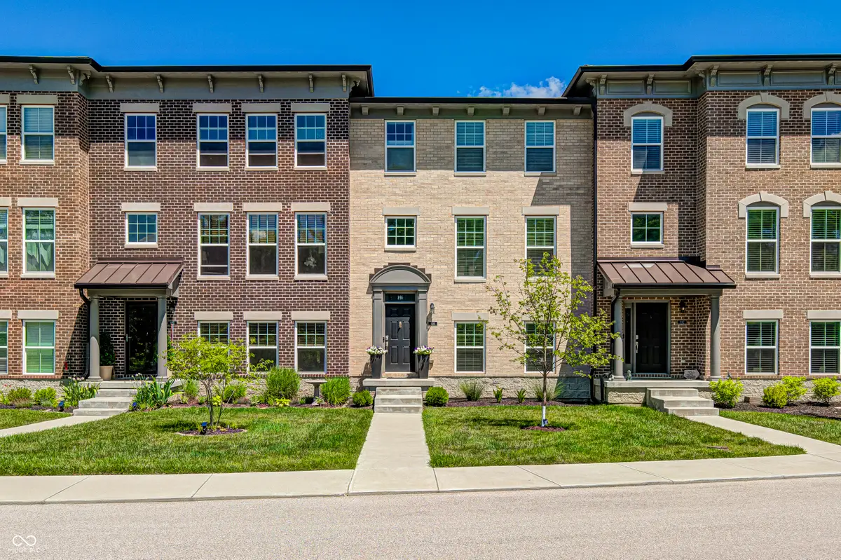 896 Yorkshire Lane, Zionsville, IN 46077 - #1