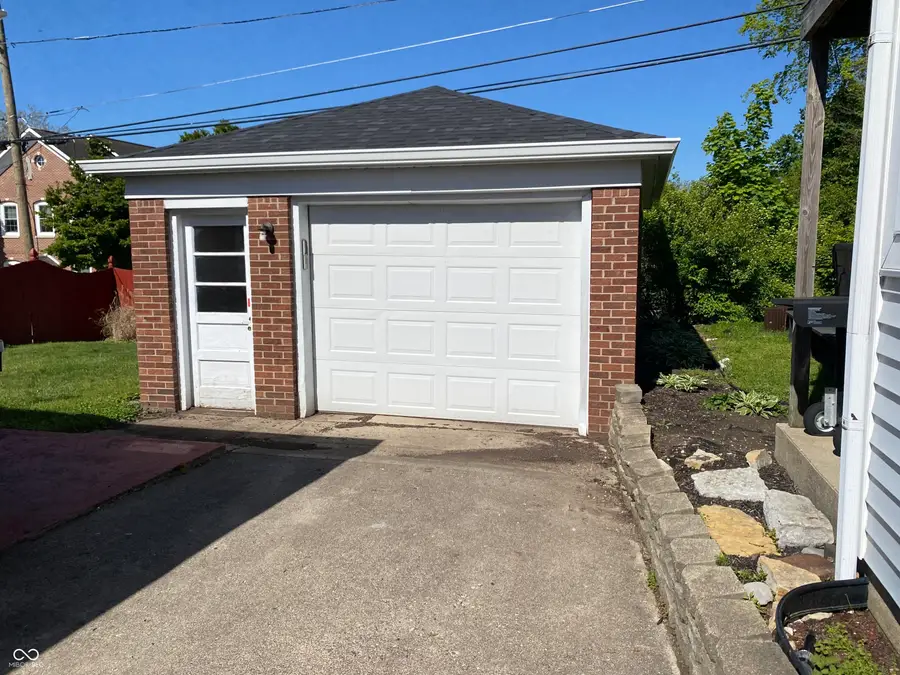611 Chestnut Street, Anderson, IN 46012 - #3