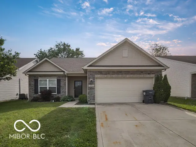 1650 Bridgecreek Crossing, Greenwood, IN 46143 - #1