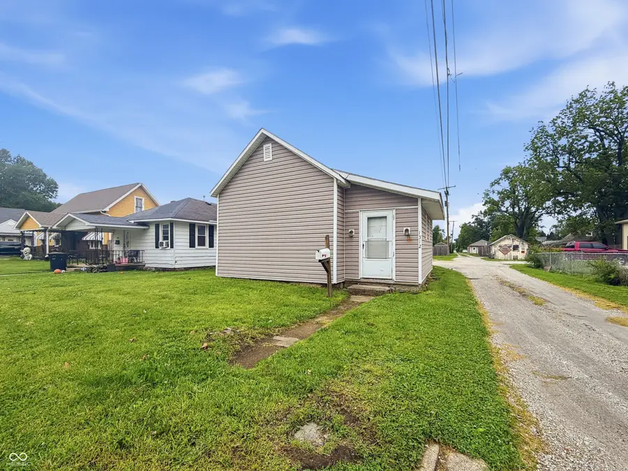 1312 N D Street, Elwood, IN 46036 - #3