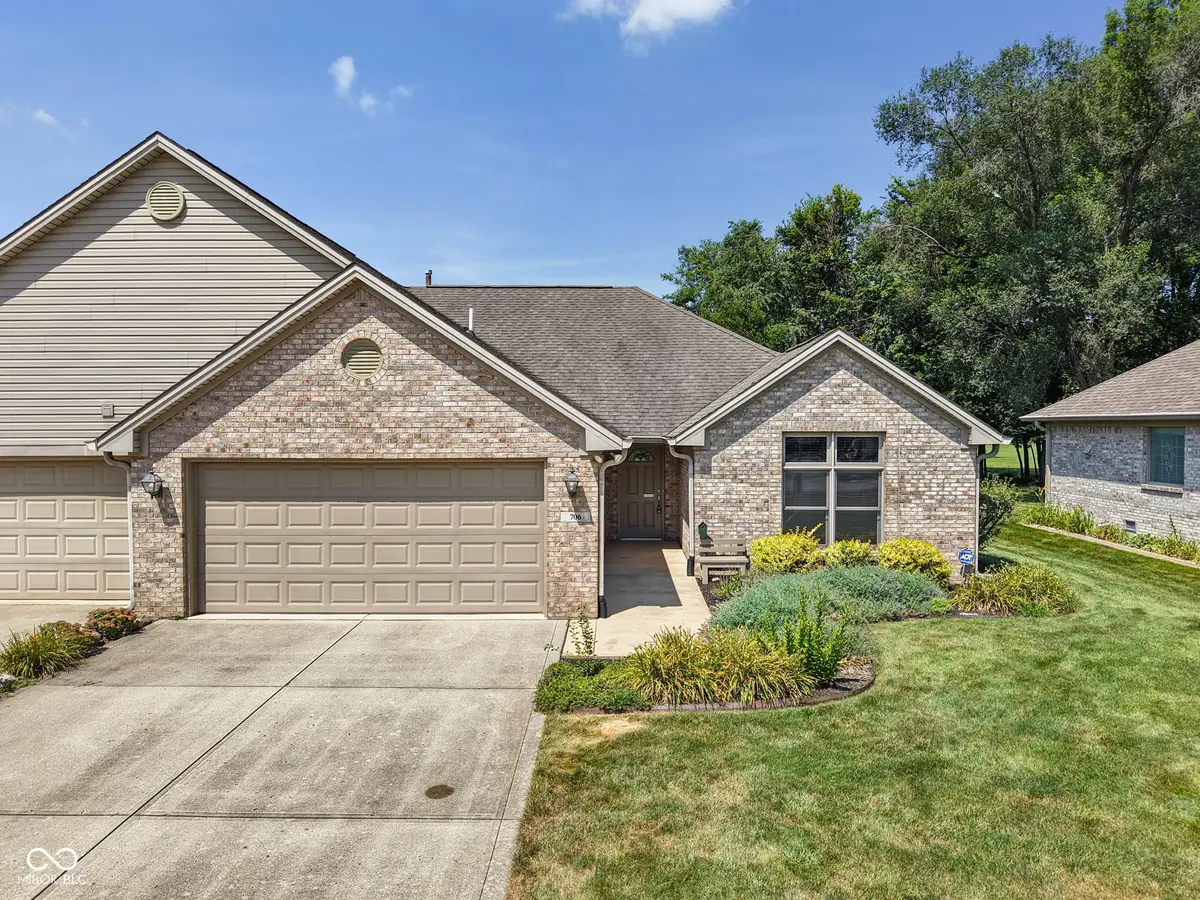 706 Paris Drive, Franklin, IN 46131 - #1