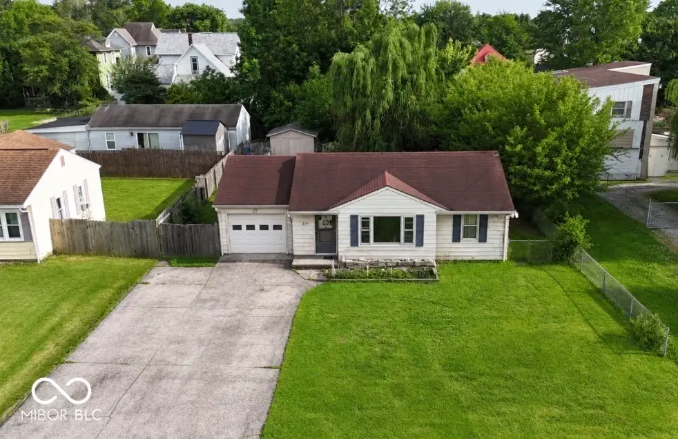 309 E Bennett Street, Westport, IN 47283 - #1