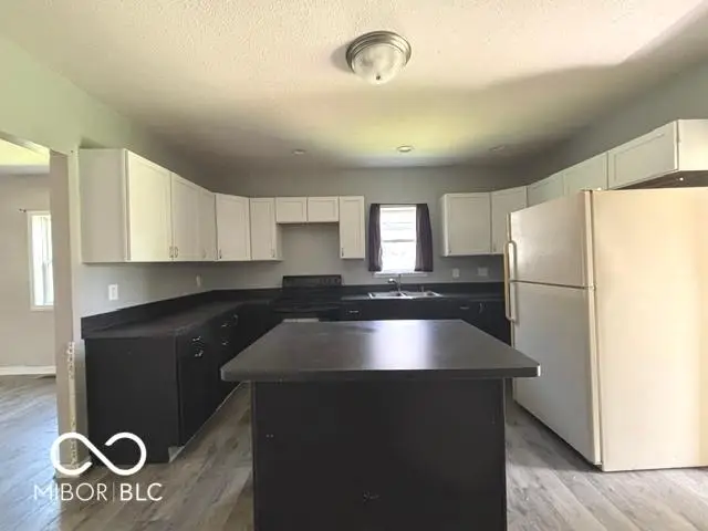 1320 S 5th Street, Clinton, IN 47842 - #3