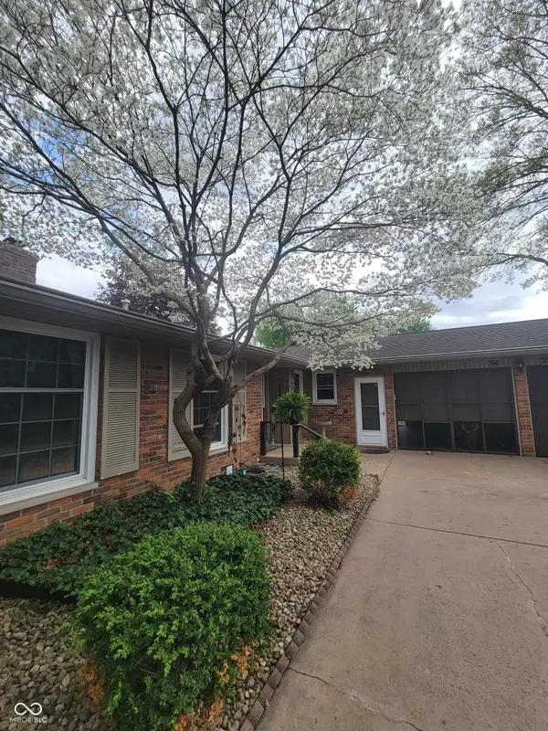 3435 Heritage Road, Columbus, IN 47203
