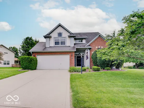 6215 Valleyview Drive, Fishers, IN 46038