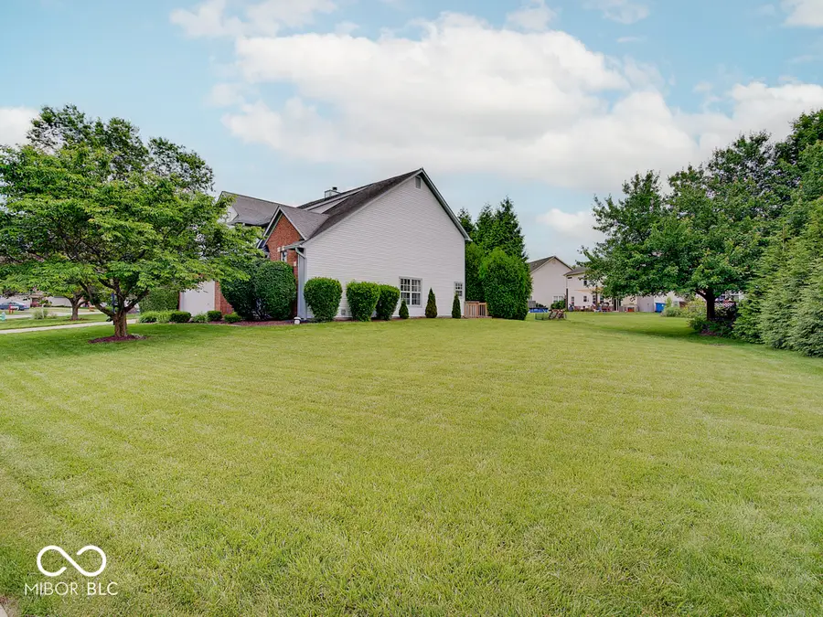 6215 Valleyview Drive, Fishers, IN 46038 - #3