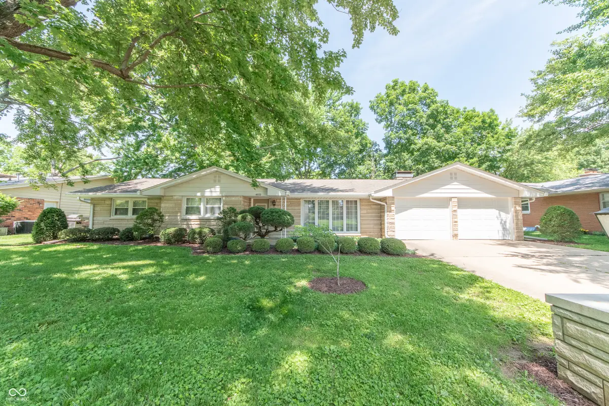 4052 Roselawn Avenue, Columbus, IN 47203 - #1