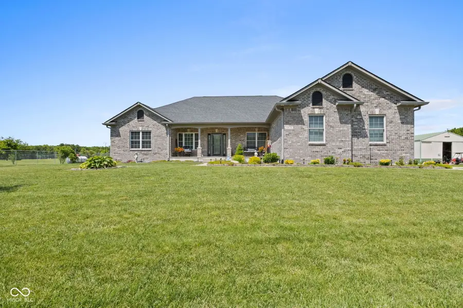 3870 Hanna Lane, Clayton, IN 46118 - #3
