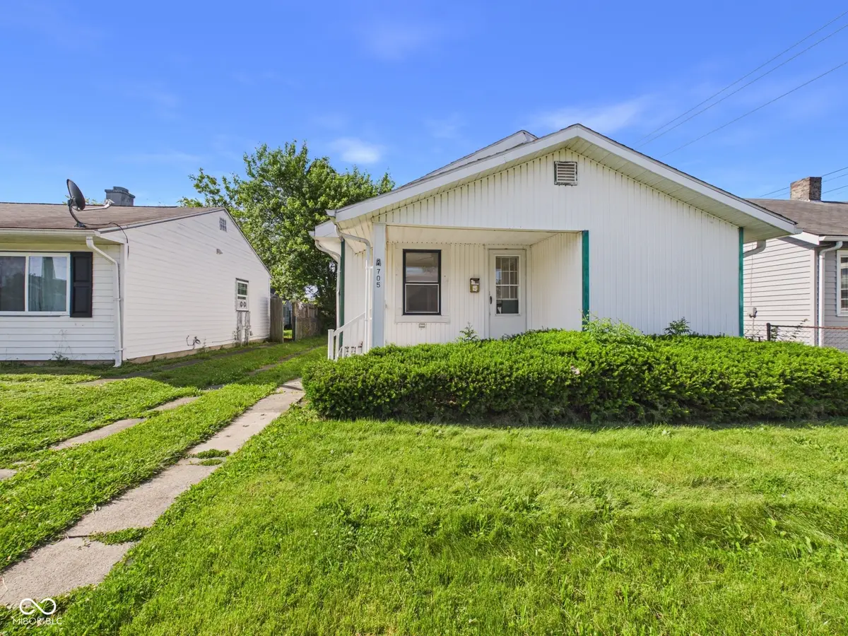 705 E 27th Street, Anderson, IN 46016 - #1