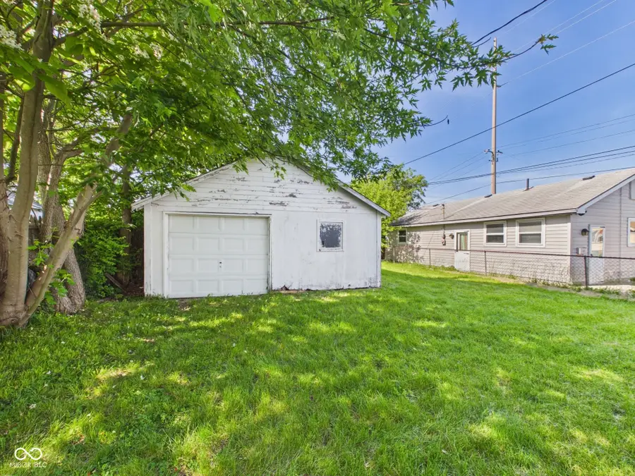 705 E 27th Street, Anderson, IN 46016 - #3