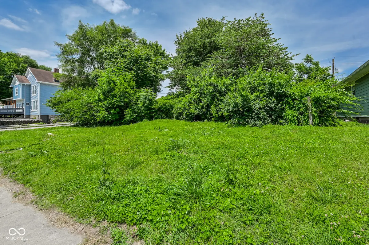 1808 E Brookside Avenue, Indianapolis, IN 46201 - #1