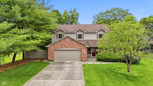 404 Tara Circle, Greenwood, IN 46142
