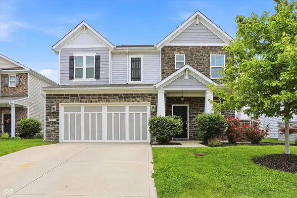 5780 Waterstone Way, Whitestown, IN 46075