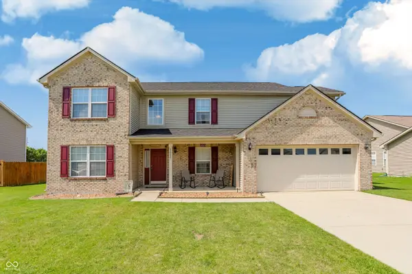 8446 Templederry Drive, Brownsburg, IN 46112