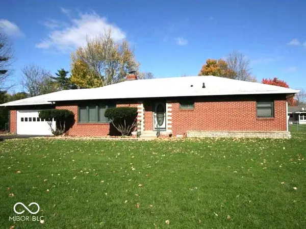 6634 N Oakview Drive, Indianapolis, IN 46278