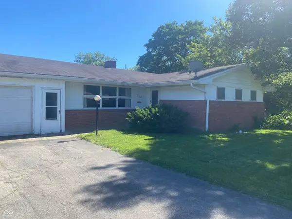 303 Sunset Drive, Columbus, IN 47201