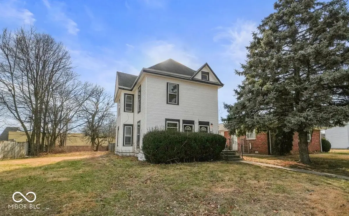 131 W 13th Street, Anderson, IN 46016 - #1