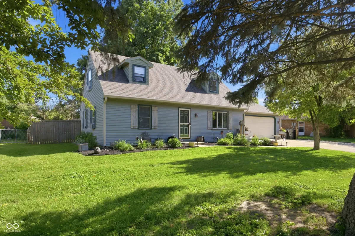1517 E 43rd Street, Anderson, IN 46013 - #1