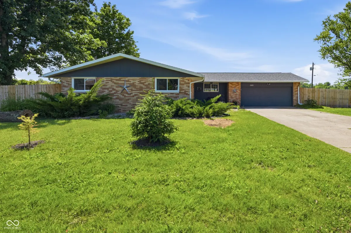 1509 N Lafayette Drive, Muncie, IN 47303 - #1