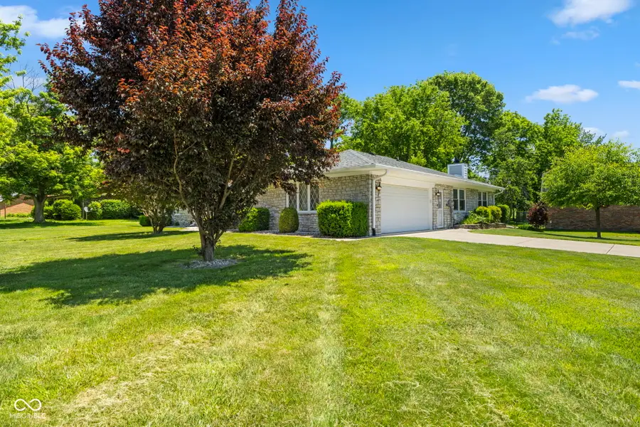 869 Briarwood Drive, Greenwood, IN 46142 - #3