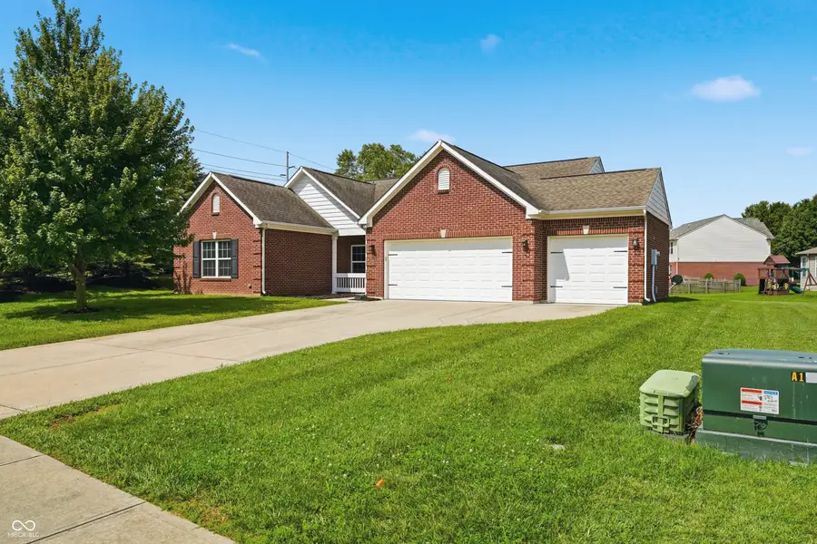 2024 Autumn Faith Way, Avon, IN 46123 - #2