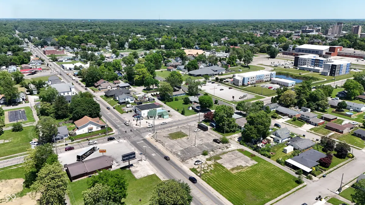 1402 S Madison, Anderson, IN 46016 - #1