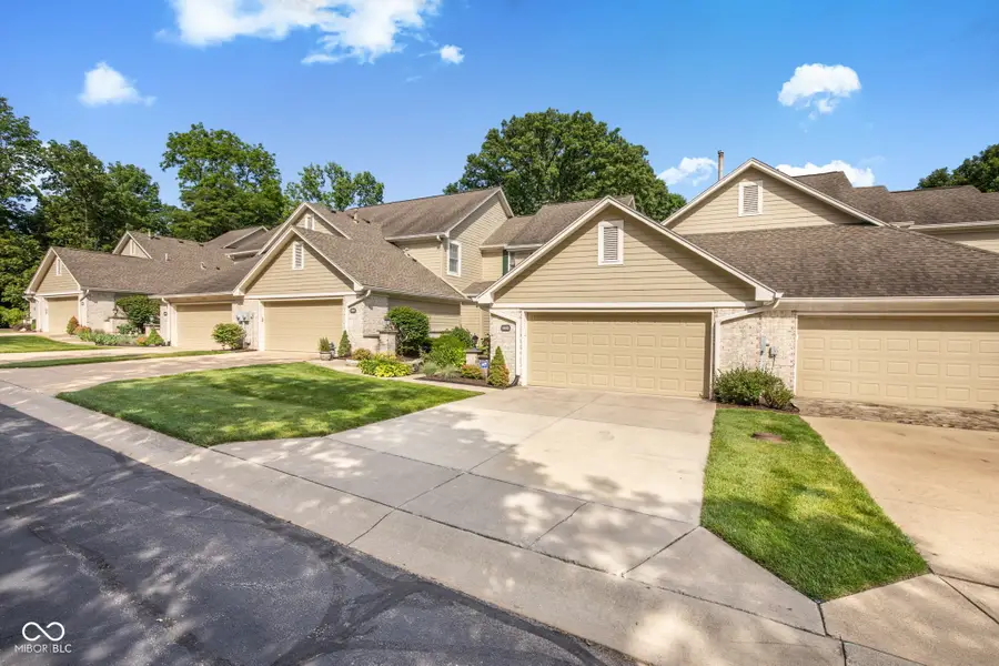 5813 Spruce Knoll Court, Indianapolis, IN 46220 - #3