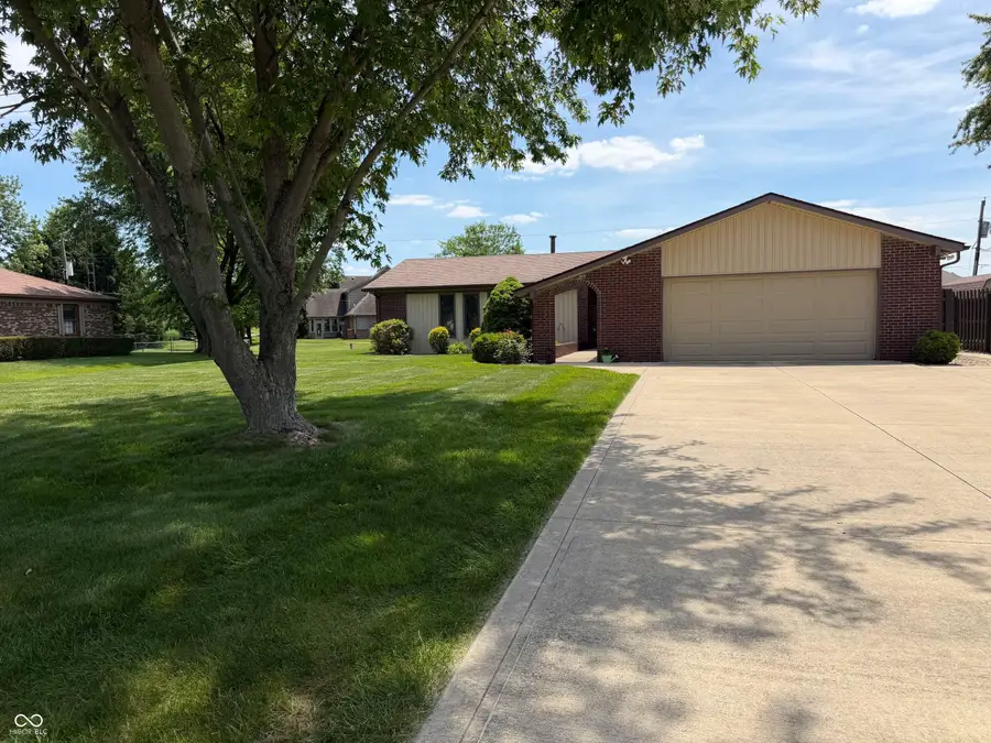 7007 W Meadows Lane, Greenfield, IN 46140 - #2