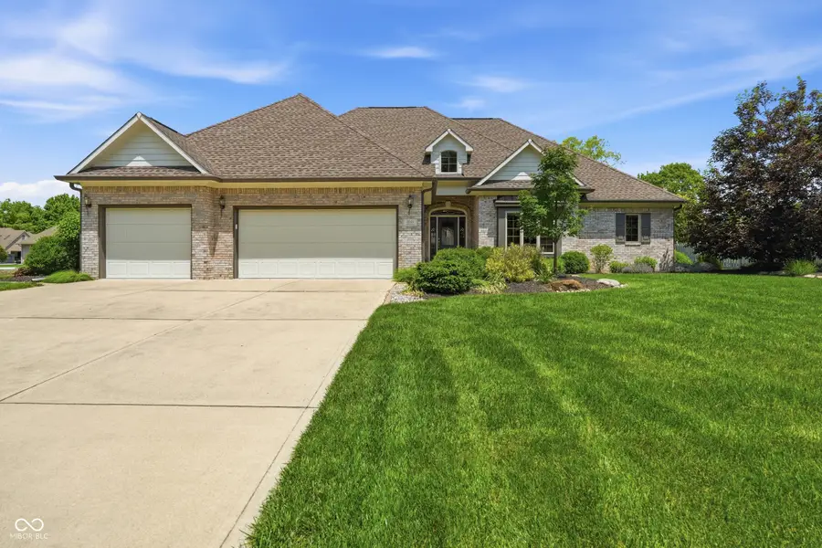 2045 Aspen Drive, Avon, IN 46123 - #3