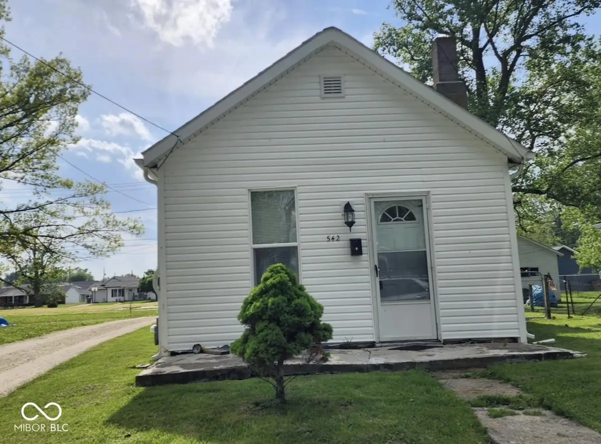 542 S Wall, Winchester, IN 47394 - #1