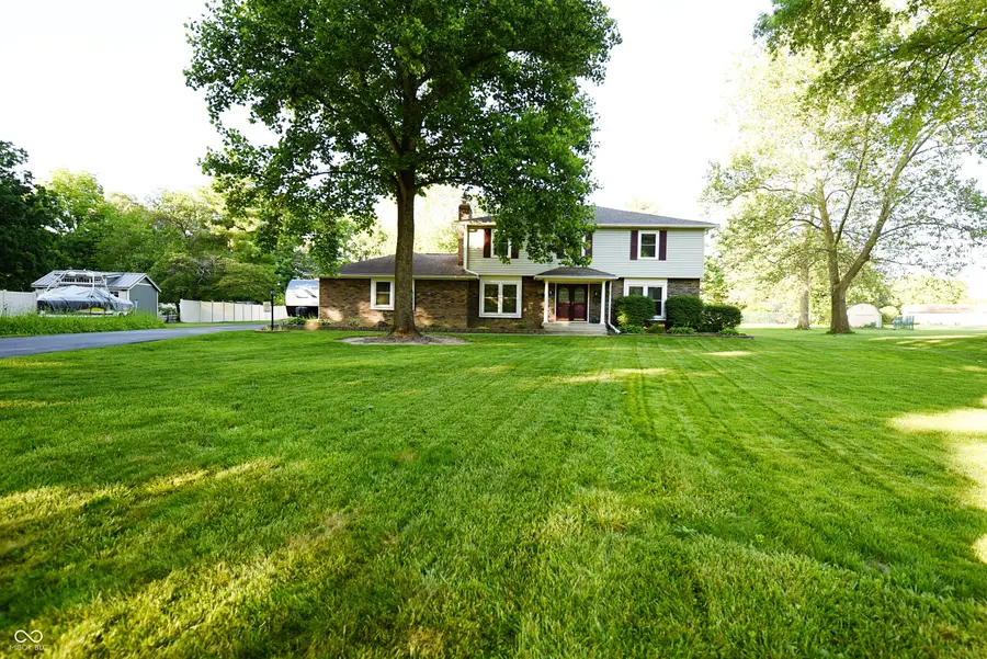 519 Woodland East Drive, Greenfield, IN 46140 - #2