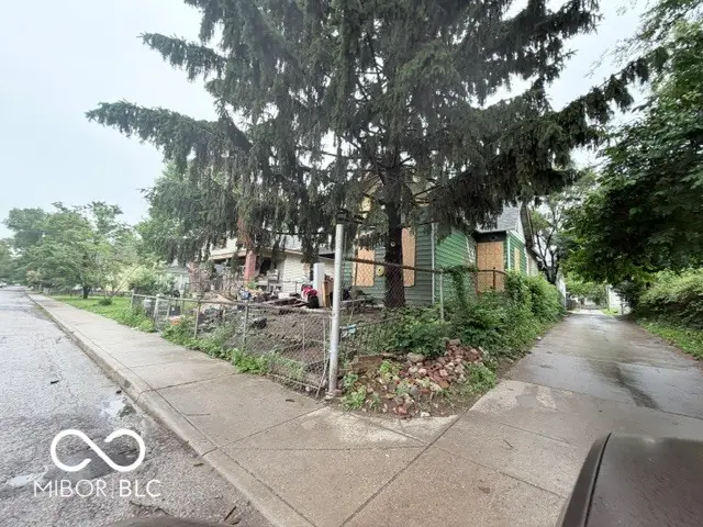 835 N Beville, Indianapolis, IN 46201 - #2