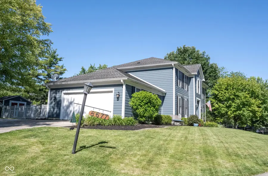 8677 Buffett Parkway, Fishers, IN 46038 - #3