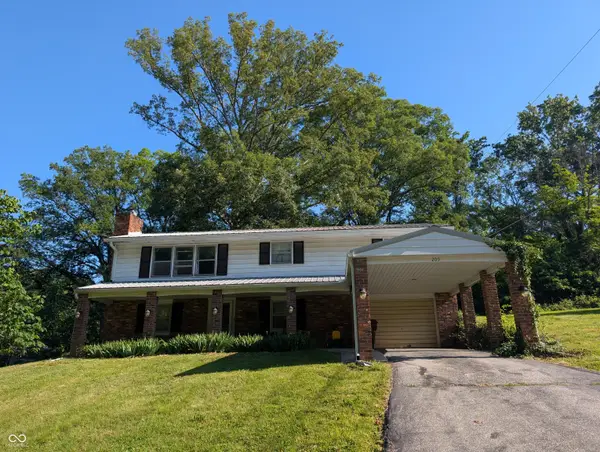 209 Long Street, North Vernon, IN 47265