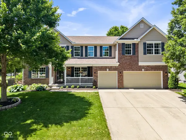 19215 Searay Drive, Noblesville, IN 46060
