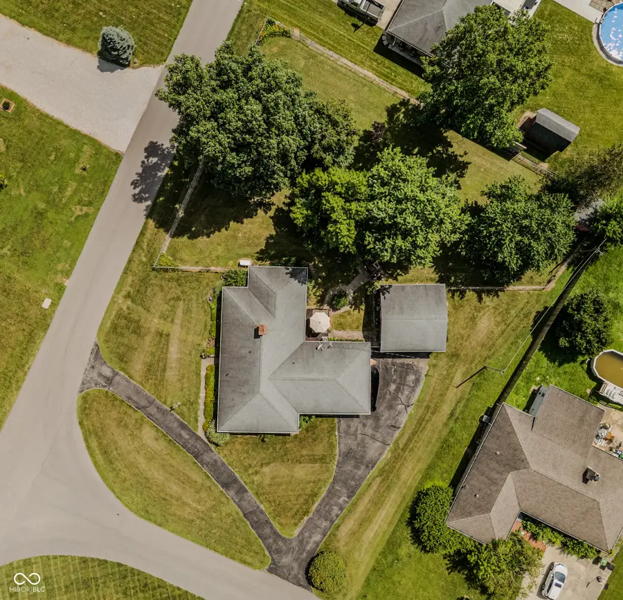 1603 Mccullough Lane, Columbus, IN 47203 - #3
