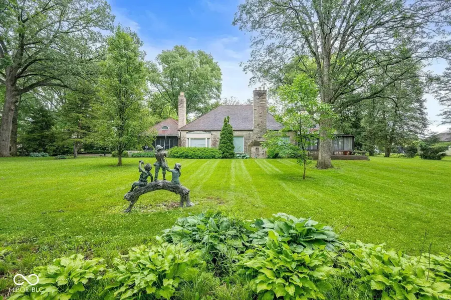 517 S Elliott Acres Drive, Muncie, IN 47302 - #3