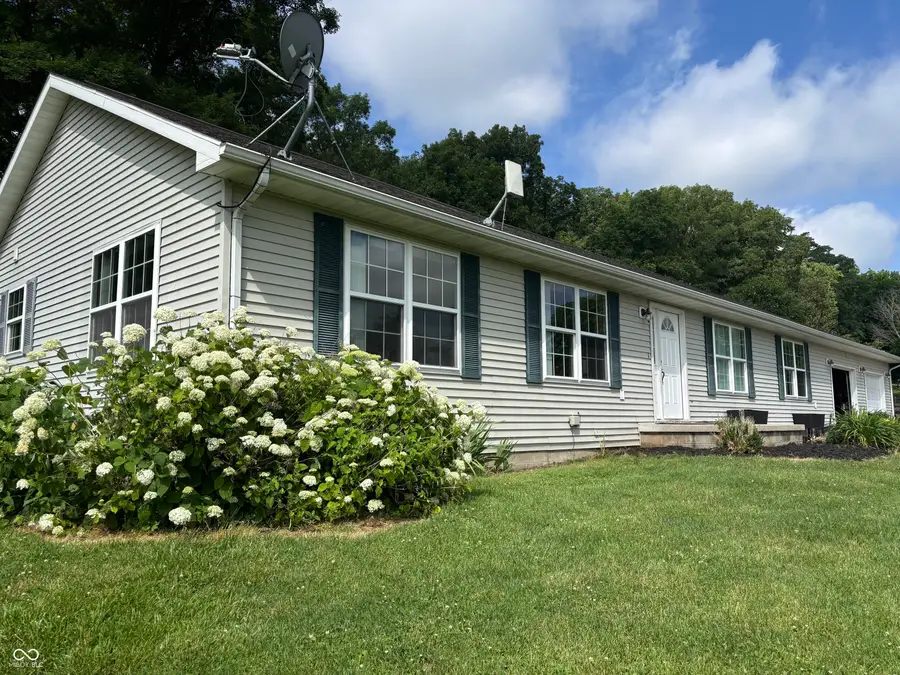1673 E 1550 N Road, Covington, IN 47932 - #2