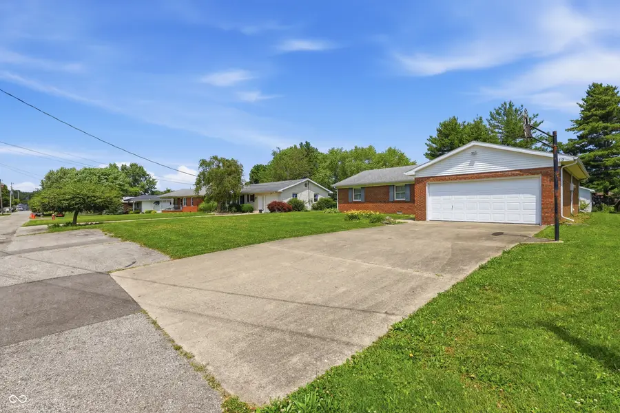 512 S Poplar Street, Greensburg, IN 47240 - #2