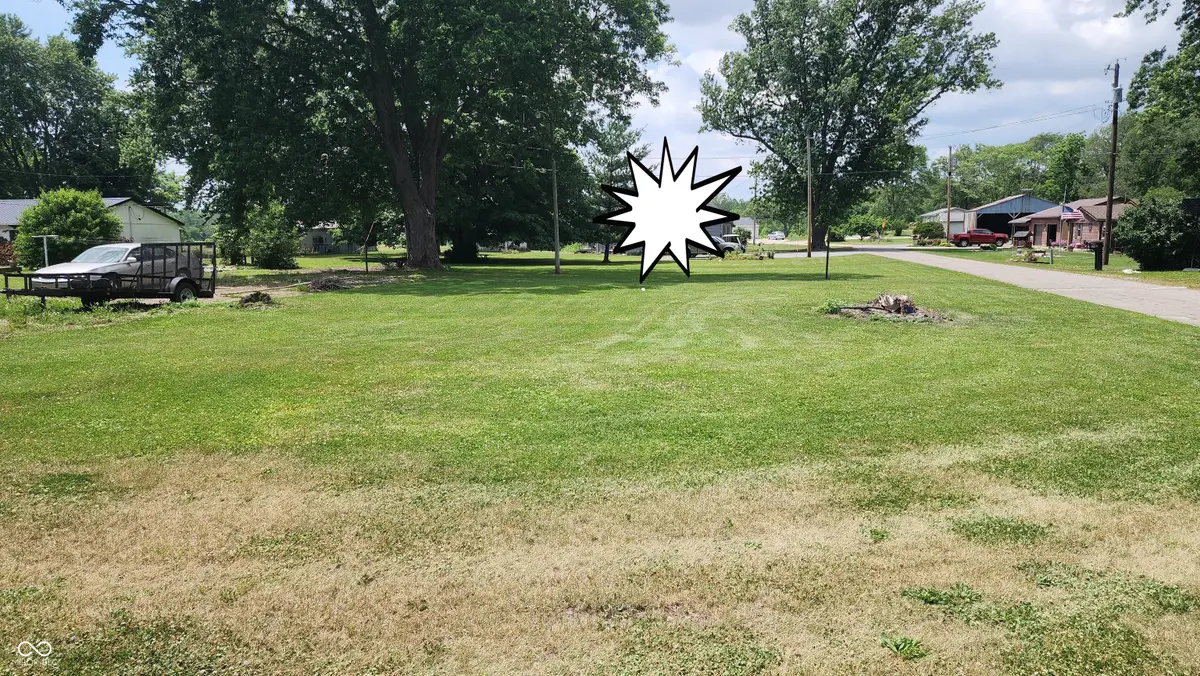 912 N Sterling Avenue, Veedersburg, IN 47987 - #1