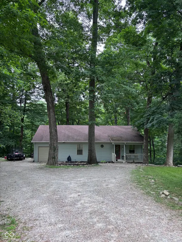 8255 Center Lake Road, Nineveh, IN 46164