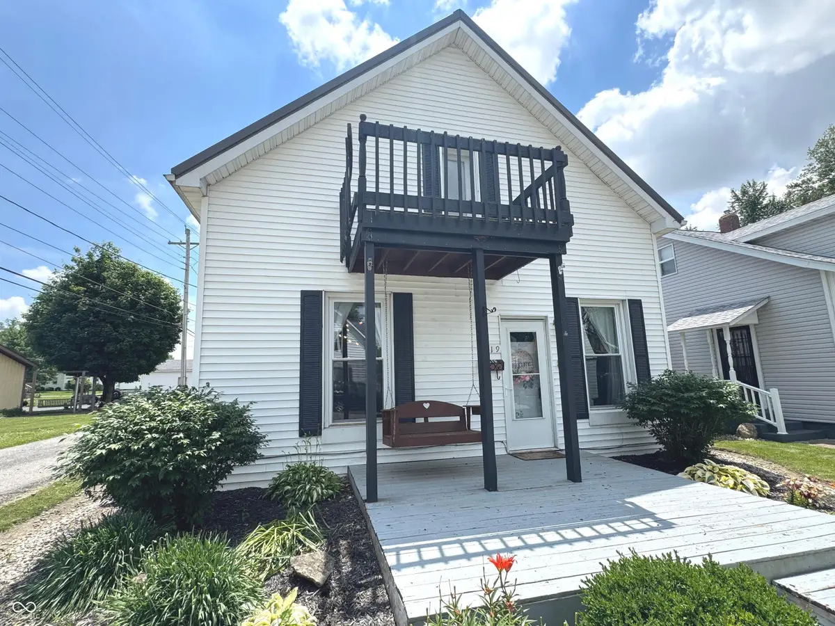 819 W 9th Street, Rushville, IN 46173 - #1