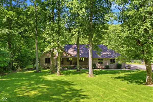 9279 New Harmony Road, Martinsville, IN 46151