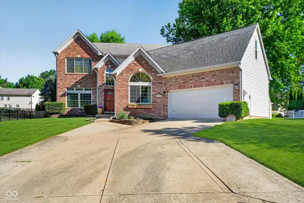 6758 Loretta Court, Avon, IN 46123
