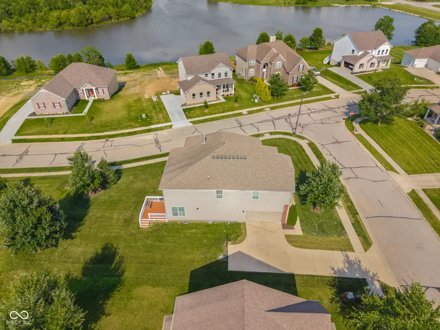 6972 Pinnacle Drive, Columbus, IN 47201 - #2