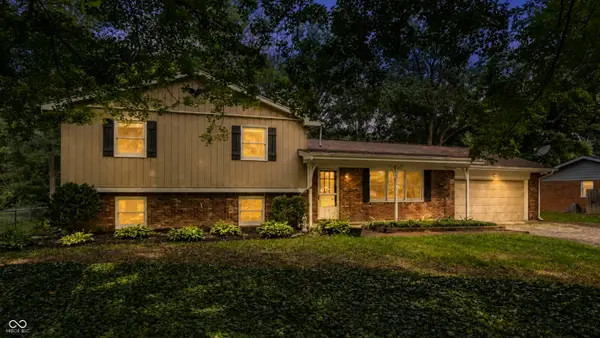 10560 Greentree Drive, Carmel, IN 46032
