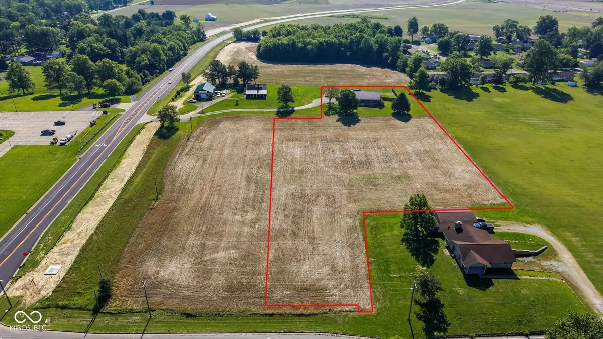 1802 N Ewing Street, Seymour, IN 47274 - #1