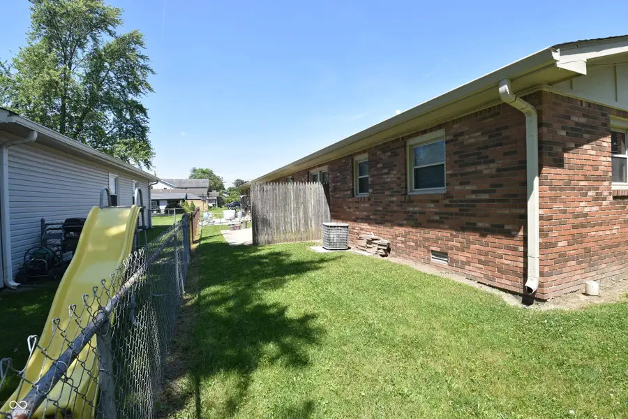 401 - 405 W Osage Street, Greenfield, IN 46140 - #3