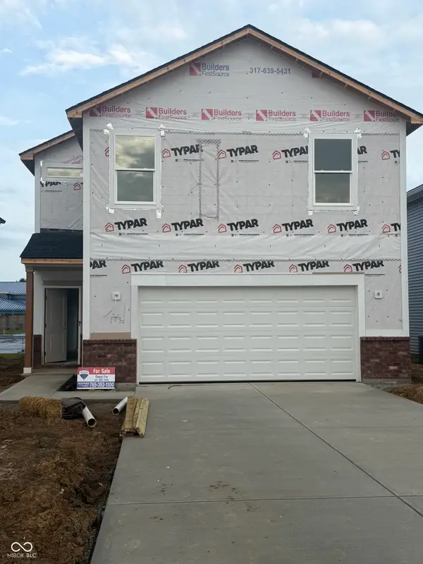 1082 Tomahawk Place, Martinsville, IN 46151